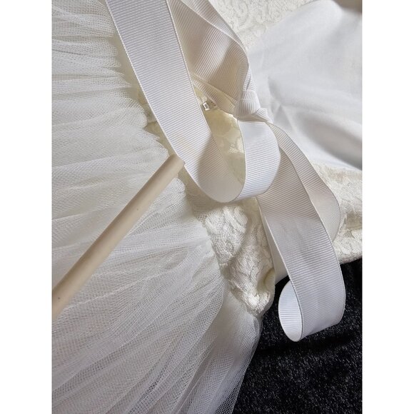 David's Bridal Ball Gown Flower Girl Dress With Heart Cut Out Style #RK1368-SZ 7 - Picture 12 of 15